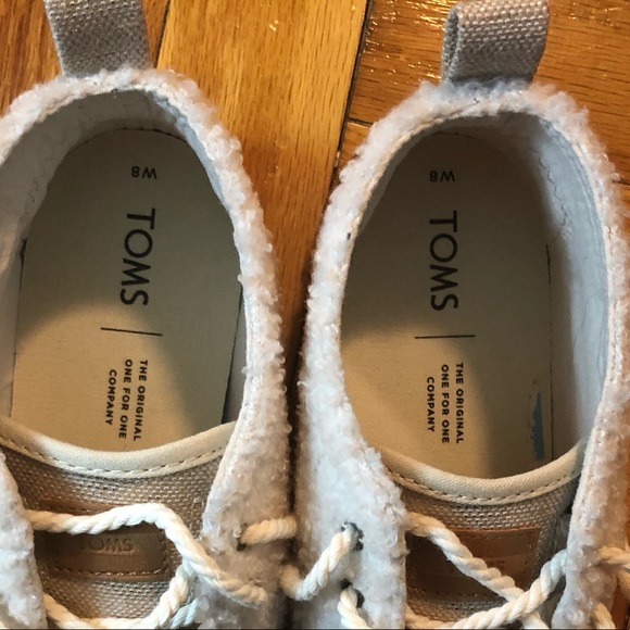 Tom’s Women Shoes Size 8 - Picture 3 of 4